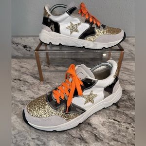 Modern Rush CAMO/Glitter Size 10 Tennis Shoes